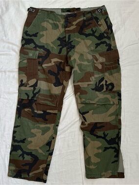 Babes size L Camo pants.